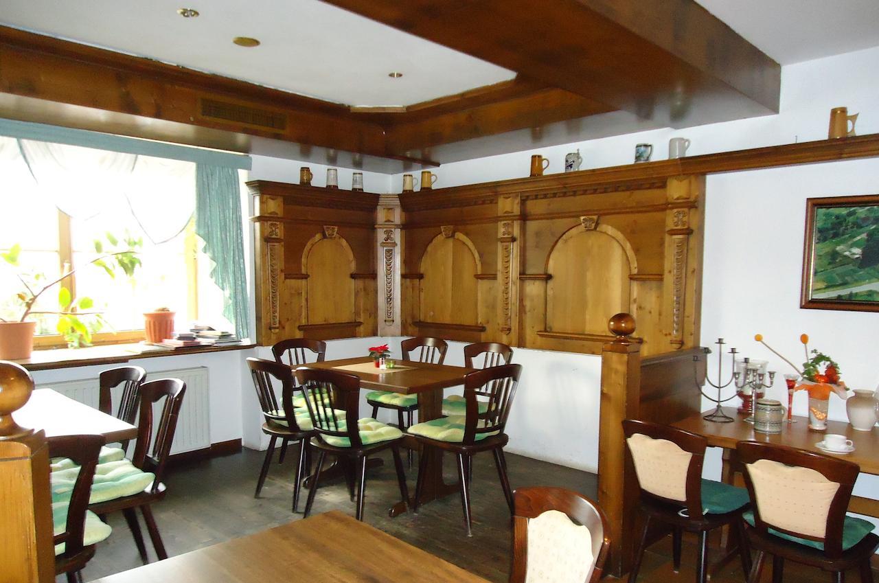 Hotel Groebern Am See Grobern Kültér fotó